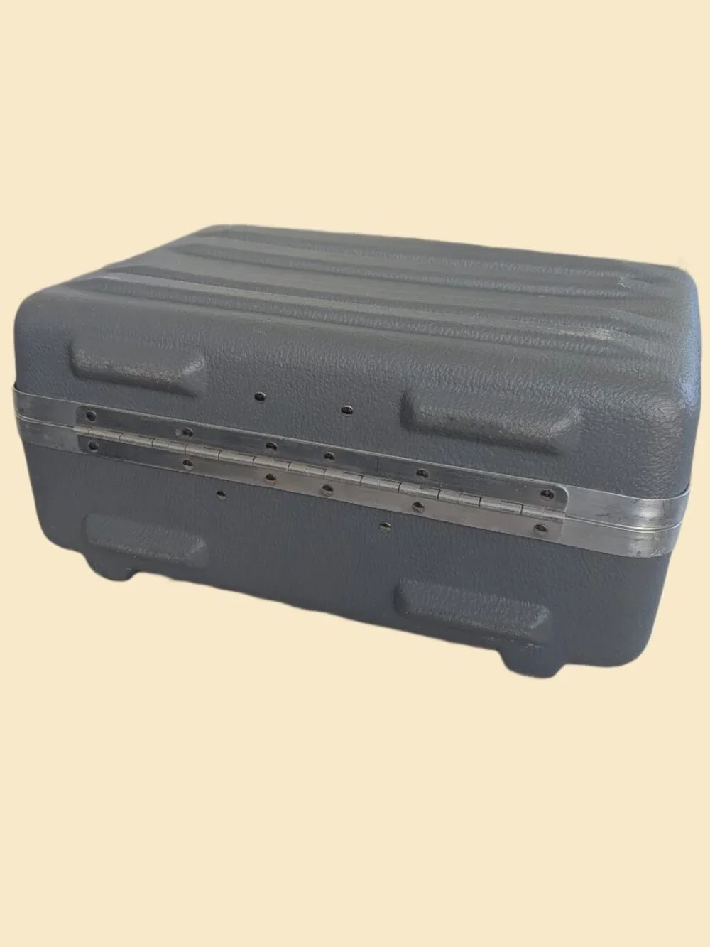 Vintage Hardshell - Combo Lock case - with inside padding